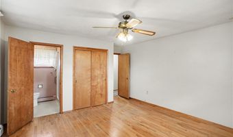 2107 Lynwood Dr, Aliquippa, PA 15001