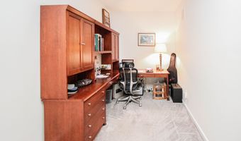6 Lawrence Ave 6, Danbury, CT 06810