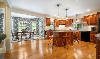 114 Golfview Dr, Adams Twp., PA 15044