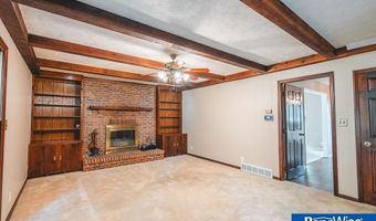 2105 N St St, Aurora, NE 68818