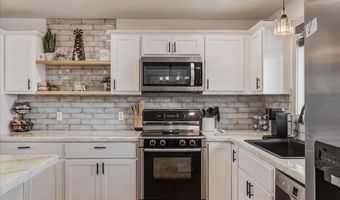 209 PONDEROSA Trl, Cheyenne, WY 82009