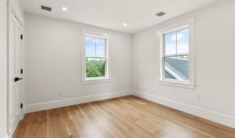 7 Hancock St, Arlington, MA 02474