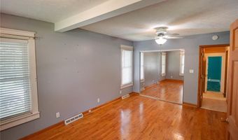 2801 Hillcrest Ave, Alton, IL 62002
