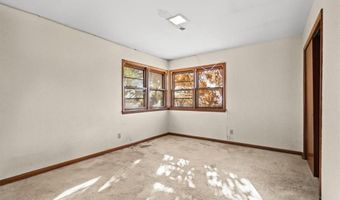 201 E Riley St, Atchison, KS 66002