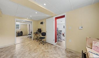 92 Blauvelt Ave, Bergenfield, NJ 07621