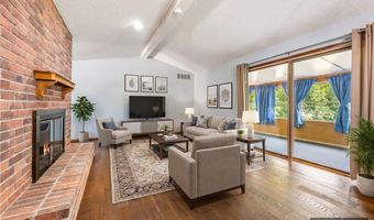 9 Lawson Ln, Bella Vista, AR 72715