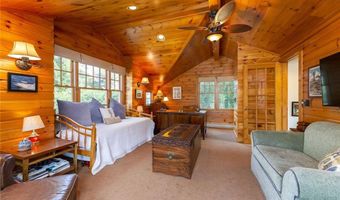 135 Longfellow Rd, Jamestown, RI 02835