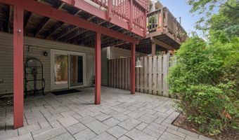 1253 QUAKER HILL Dr, Alexandria, VA 22314