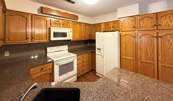 411 SE Delaware Ave 304, Ankeny, IA 50021
