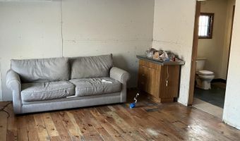 307 Main St, Baileyville, ME 04694