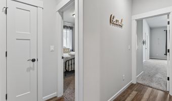 2988 NE Clearwater Dr, Albany, OR 97321