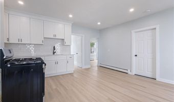 24 Erastus St, Providence, RI 02909