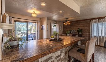 908 MOUNTAIN VIEW Dr, Aztec, NM 87410