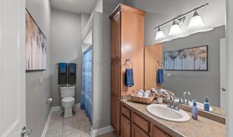 420 Cobblestone Ct, Slinger, WI 53086