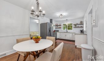 3227 Driftwood Dr, Charlotte, NC 28205