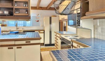 223 Ten Rod Rd, Exeter, RI 02822