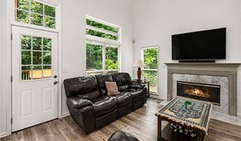 2707 Glenrose Hl, Atlanta, GA 30341