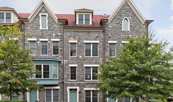 2855 CHANCELLORS Way NE, Washington, DC 20017