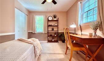 1125 Royal Dr, Amherst, OH 44001