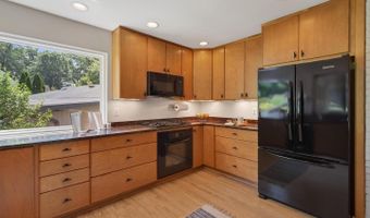 4025 24TH Rd N, Arlington, VA 22207