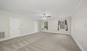 2205 Star Ln, Albany, GA 31707