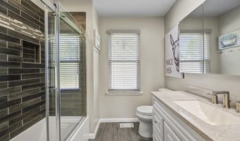 40 WINDINGBROOK Dr, Atco, NJ 08004