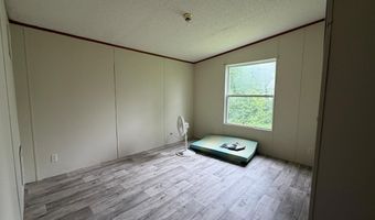 51 Tuff St, Ash Flat, AR 72513
