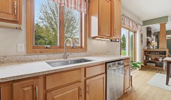 3208 S SOLITUDE Ln, Appleton, WI 54915