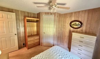 723 Pineville Rd, Atmore, AL 36502
