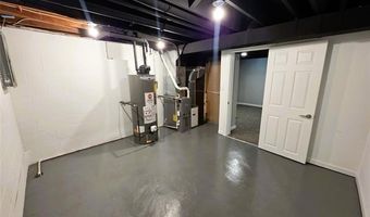 215 Almont Ave, Almont, MI 48003