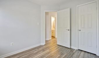 20198 BROOKVIEW Sq, Ashburn, VA 20147