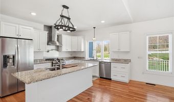 1291 Central Ave, Johnston, RI 02919