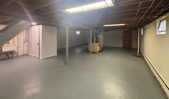 24 Joanne Ct, Albany, NY 12209