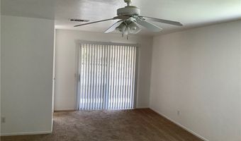 11562 Oak St, Apple Valley, CA 92308