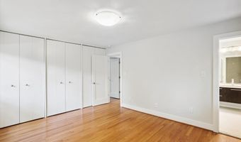 8206 STONE TRAIL Dr, Bethesda, MD 20817