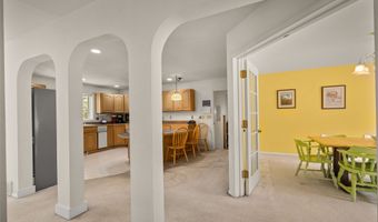 182 Crestview Dr, Bigfork, MT 59911