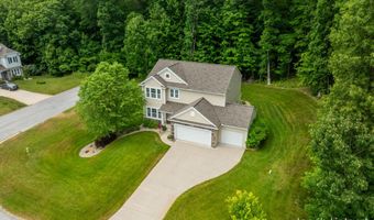 9231 Trafalgar Dr SE, Alto, MI 49302