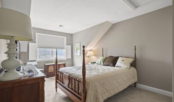 2 Amberwood Ct 2, Bourne, MA 02532