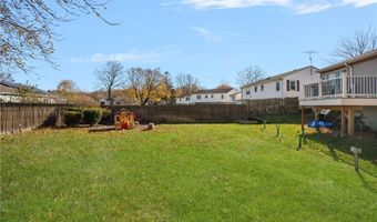 6 Eldorado Dr, Johnston, RI 02919
