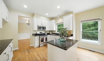 595 Oak Alley Way, Alpharetta, GA 30022