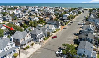 225 4th St, Beach Haven, NJ 08008