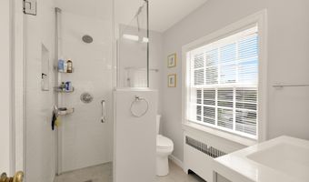 5135 MASSACHUSETTS Ave, Bethesda, MD 20816