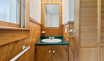 444 Middle St, Bath, ME 04530