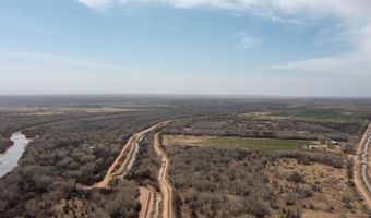 22 Paizalas Dr, Bosque, NM 87006