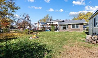2430 S Shag Bark Trl, Arlington Heights, IL 60005