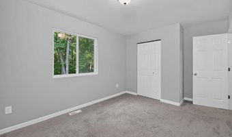 3828 Ryan Woods Cir, Allegan, MI 49010