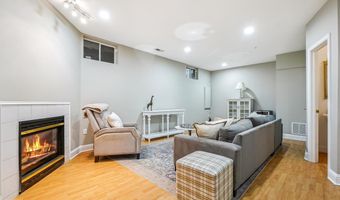 1057 GRAND OAK Way, Rockville, MD 20852