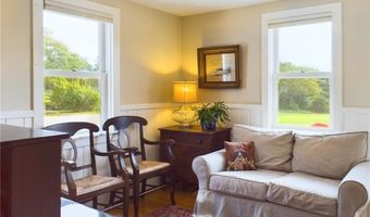 1087 Lakeside Dr, Block Island, RI 02807