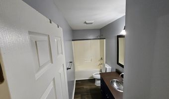 132 Falcon Ridge Dr, Boiling Springs, SC 29316