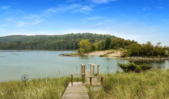 16560 Starke Rd, Arcadia, MI 49613